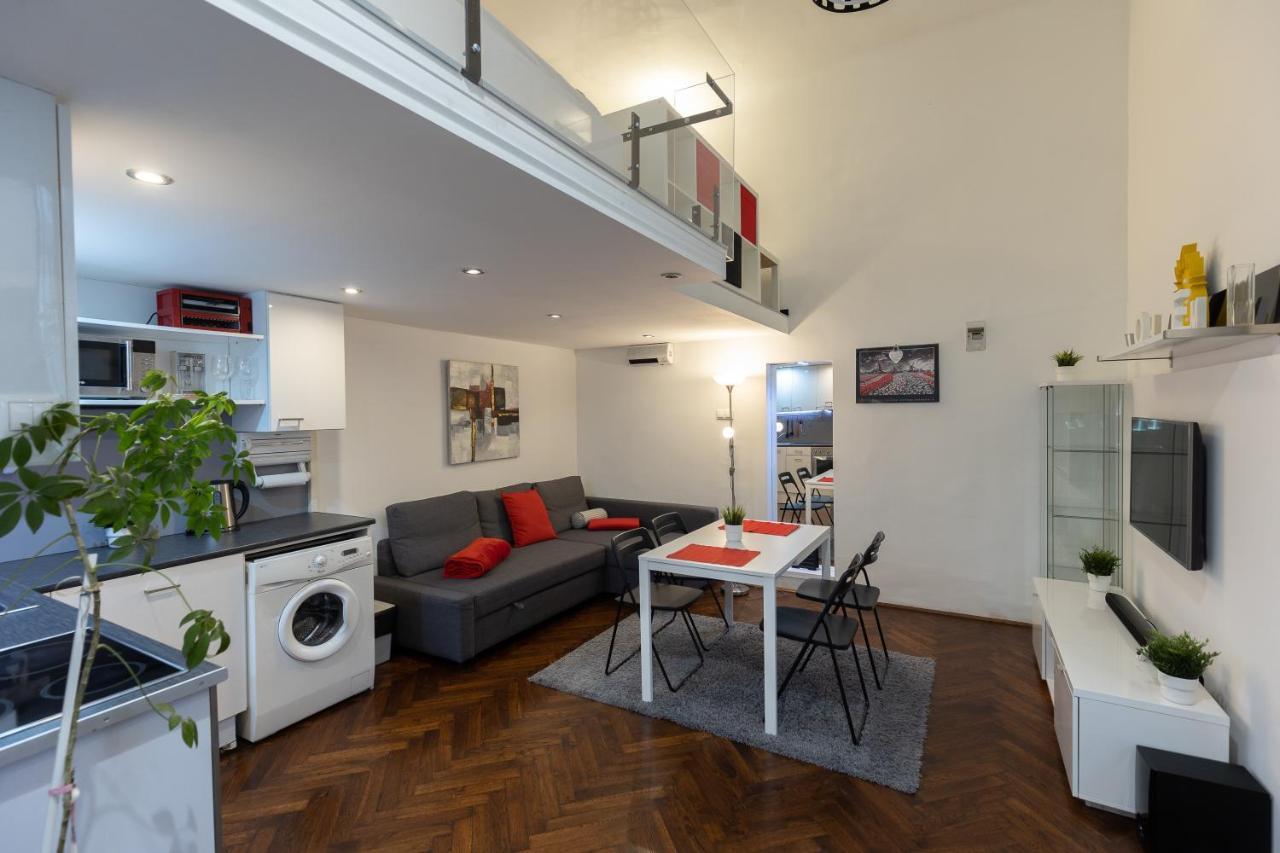 Bright & Shine Apartment Budapest Exteriör bild
